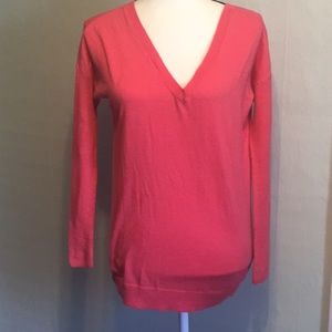 3/$25 AEO XS Oversized Soft Coral sweater